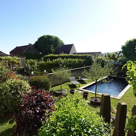 Maison De Konukevi 4*